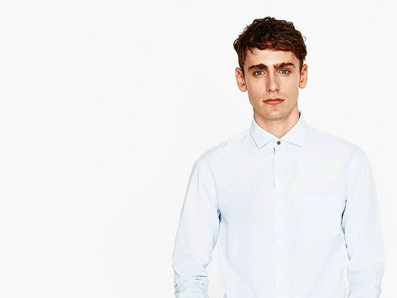 Fashion & Denim Online Store — view 3